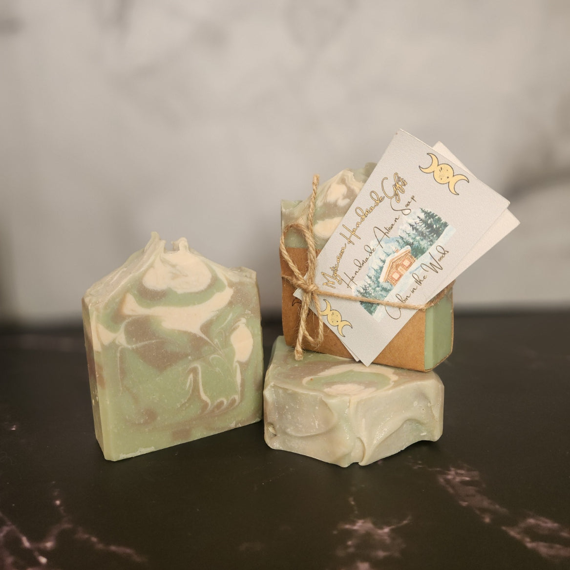 🪵 Cabin in the Woods Artisan Soap – A Winter Escape in Every Wash